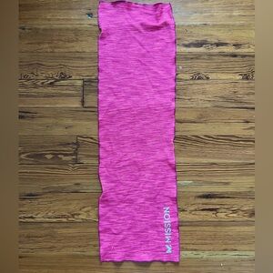 Mission Cooling Towel Dark Pink Fuchsia